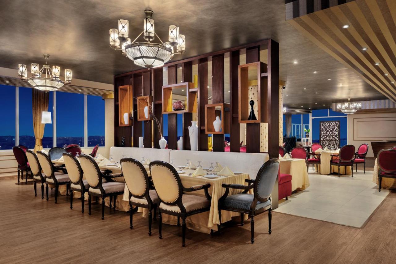 Hotel Ramada By Wyndham Karachi Creek Extérieur photo